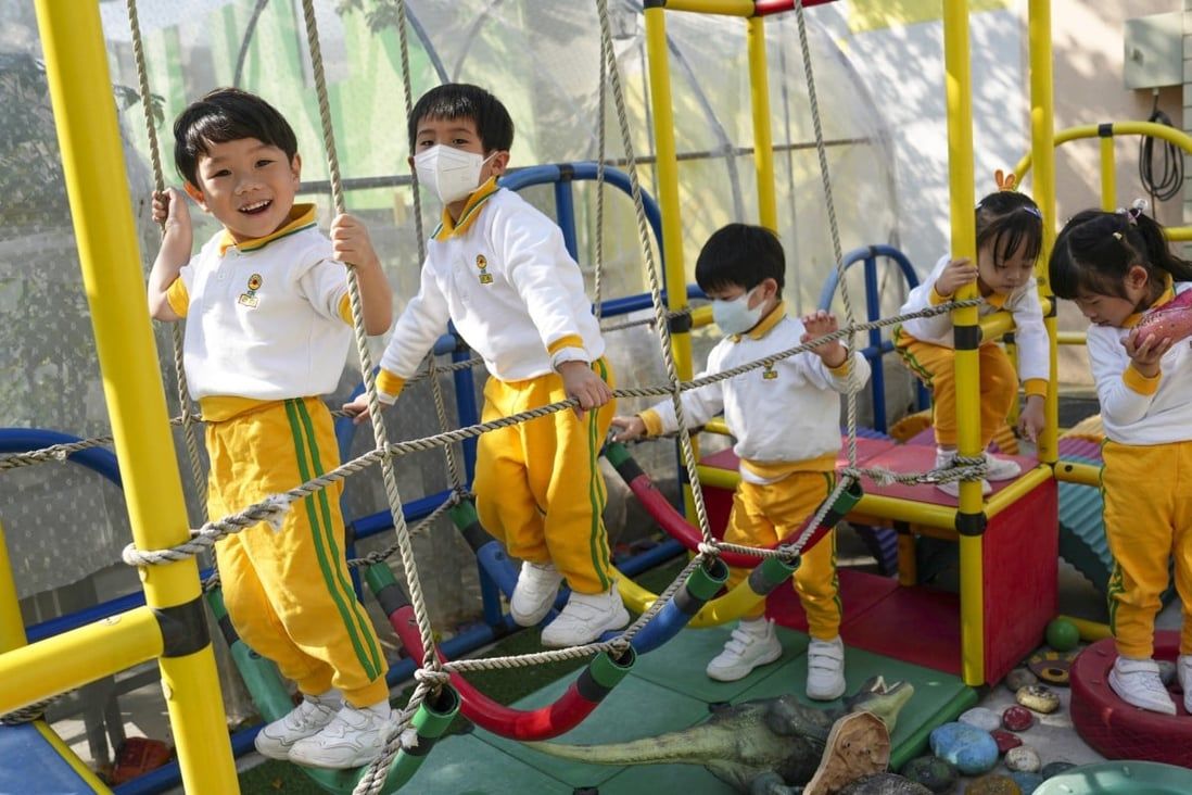 Children should not wear masks in class, Hong Kong pandemic adviser says