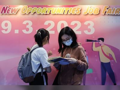 Hundreds visit Hong Kong job expo hoping to grab one of 4,700 openings