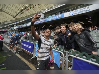 Early bird fans rejoice at mask-free Hong Kong Sevens despite slow start to event