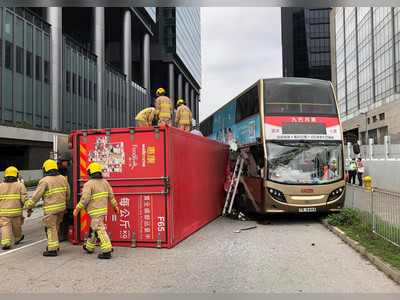 Seven people hospitalized after truck crashes into bus in Tseung Kwan O