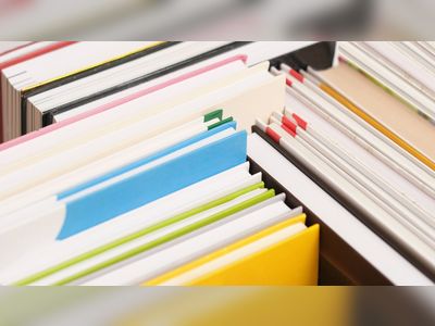 Amazon to close Book Depository online store