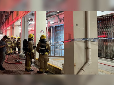 Thirty residents evacuated after fire started at Shanghai-style barber shop in Choi Hung