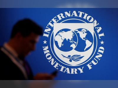 IMF Lowers Global Growth Forecast, Predicts Most Will Avoid Recession