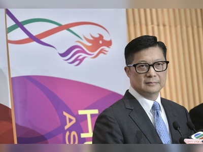 Tang, sun jump on mainland bandwagon