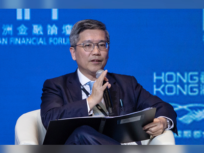 Hong Kong banks must provide services to registered crypto firms: HKMA