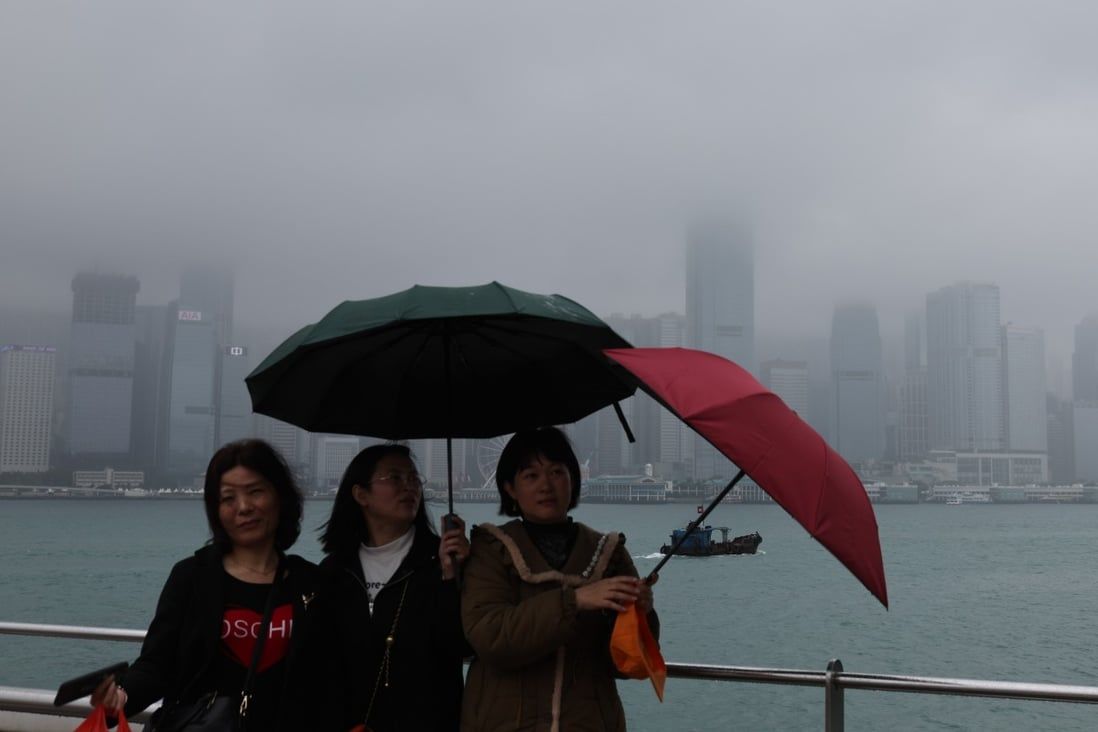 Rainy start to Easter long weekend forecast by Hong Kong Observatory