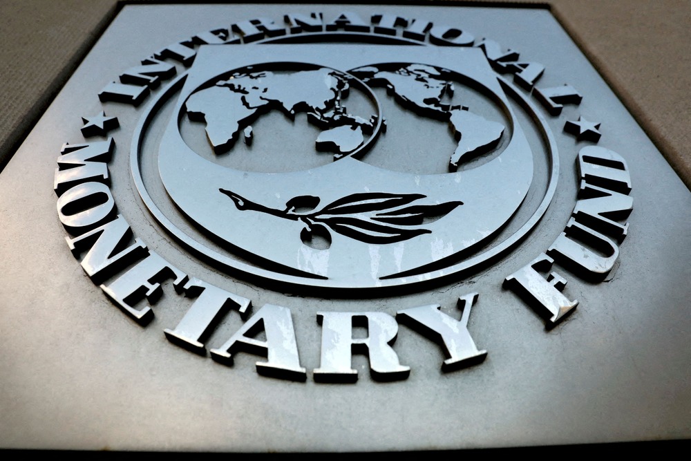IMF tells Hong Kong to slowly reduce fiscal deficit to ensure sustained economic recovery