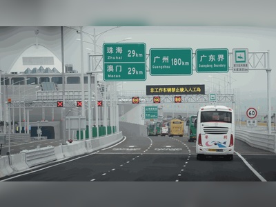 About 450,000 HK vehicles benefit from northbound travel scheme