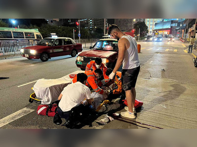 Elderly Man Injured in Taxi Accident in Cheung Sha Wan