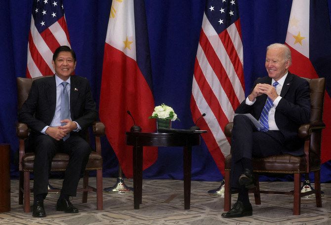 Philippines’ president to forge stronger relations with US during visit