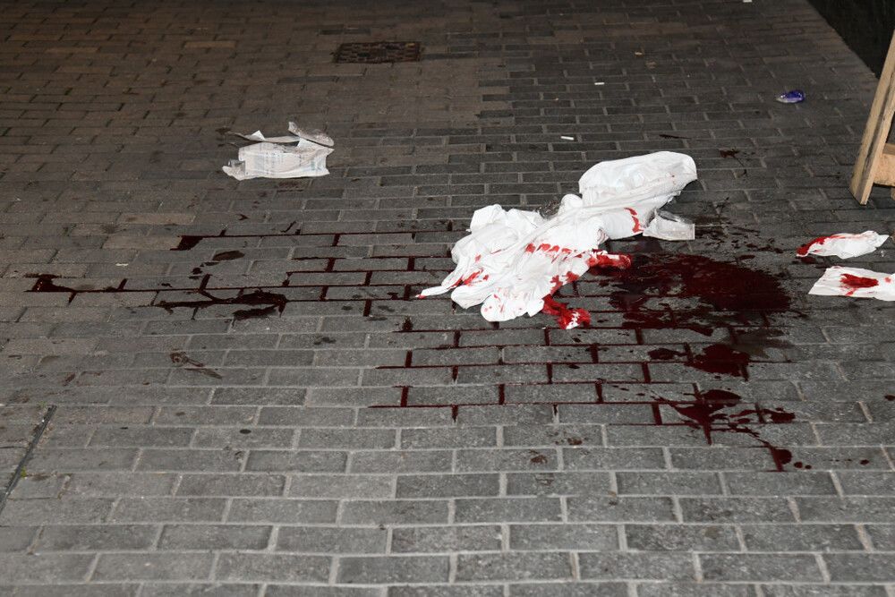 Man slashed in East Tsim Sha Tsui knife attack