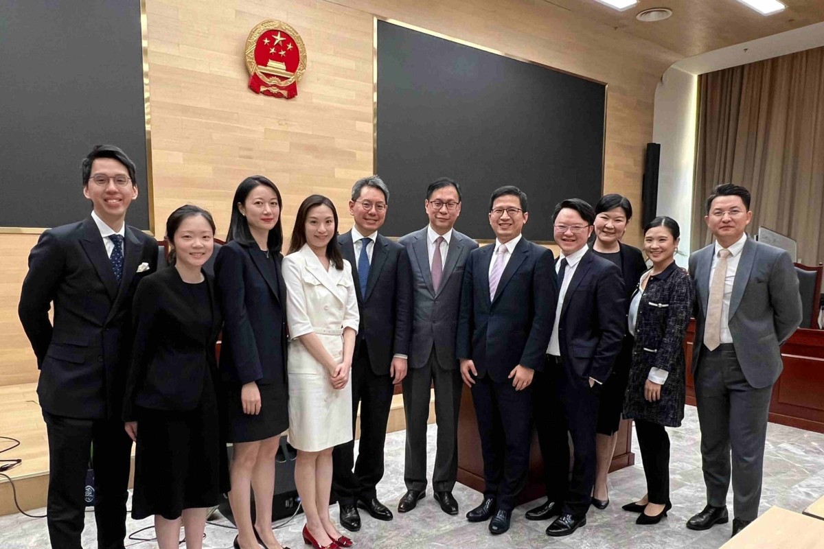 Hong Kong Bar Association Celebrates 'Complete Resumption' of Ties with Mainland China after Peking University Visit