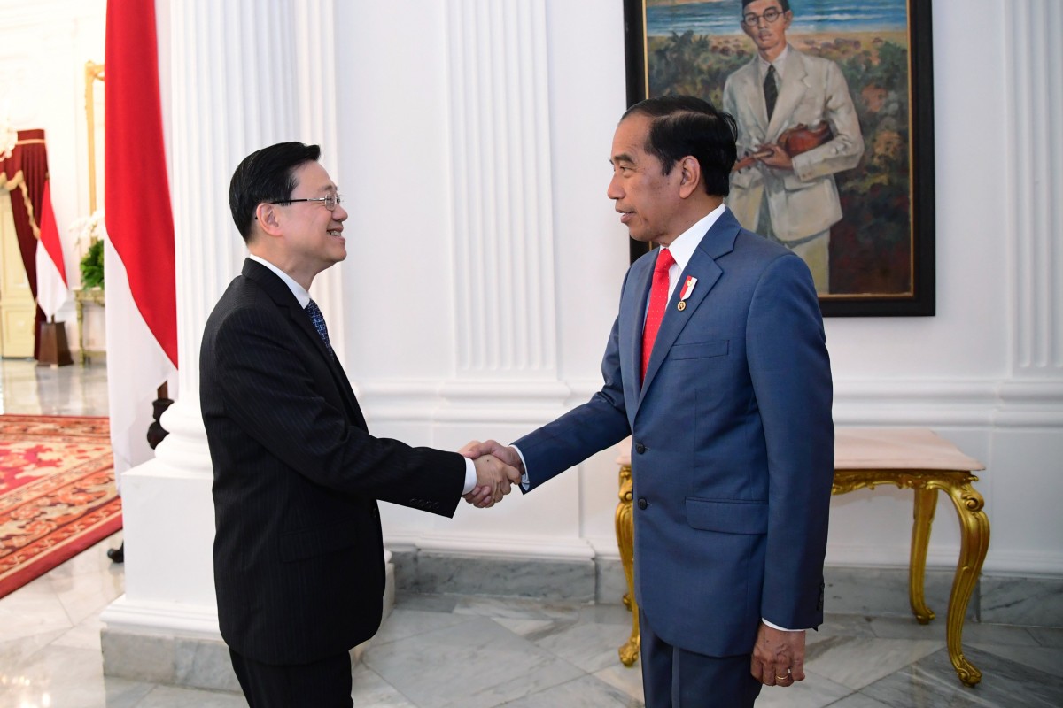 Hong Kong Chief Executive Meets with Indonesia President to Deepen Economic Ties